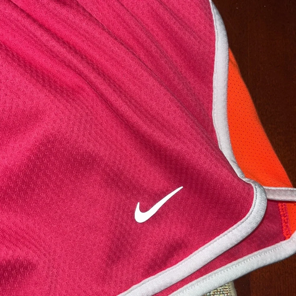 Nike Dri Fit Women’s Running Shorts Size S Small Pink Orange EUC
